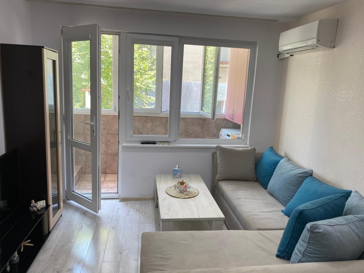 Simona Apartment Burgasz Kültér fotó
