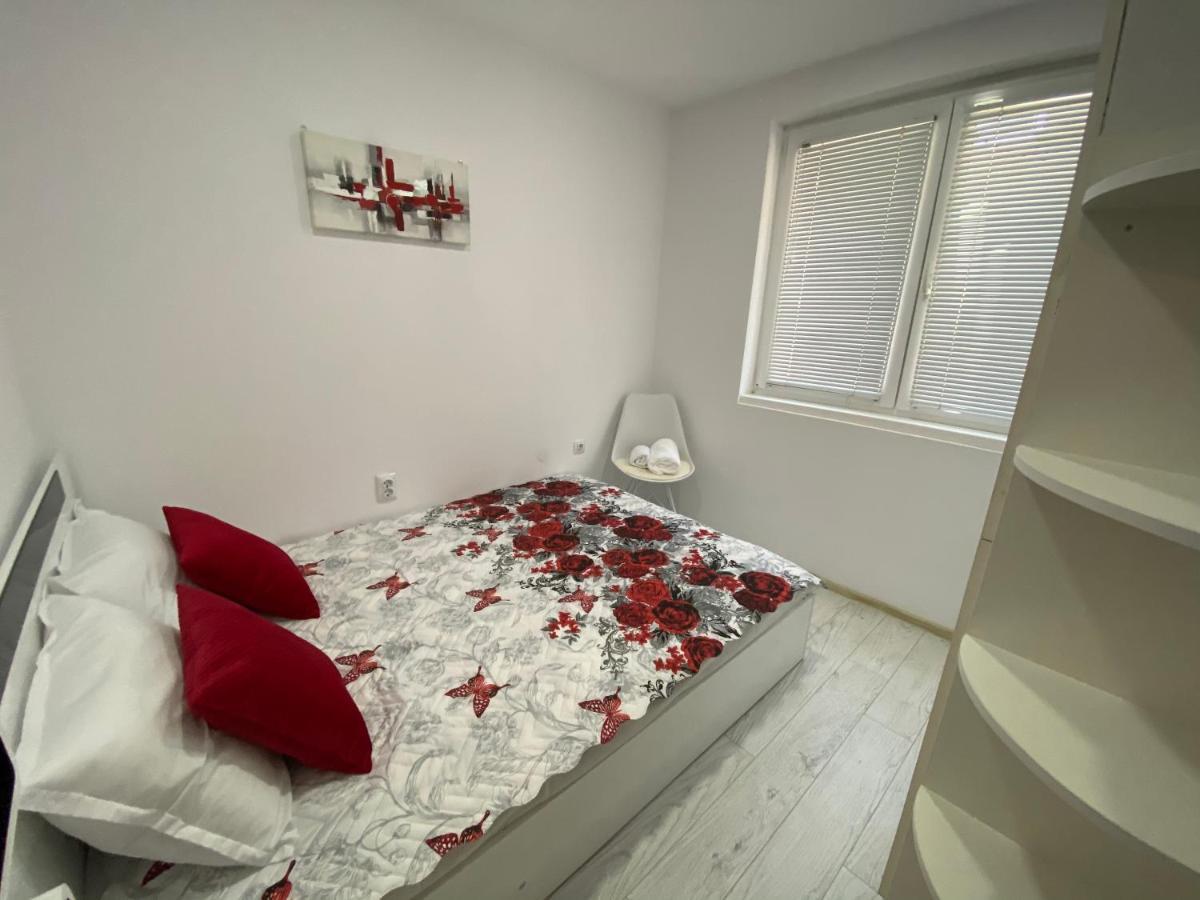 Simona Apartment Burgasz Kültér fotó
