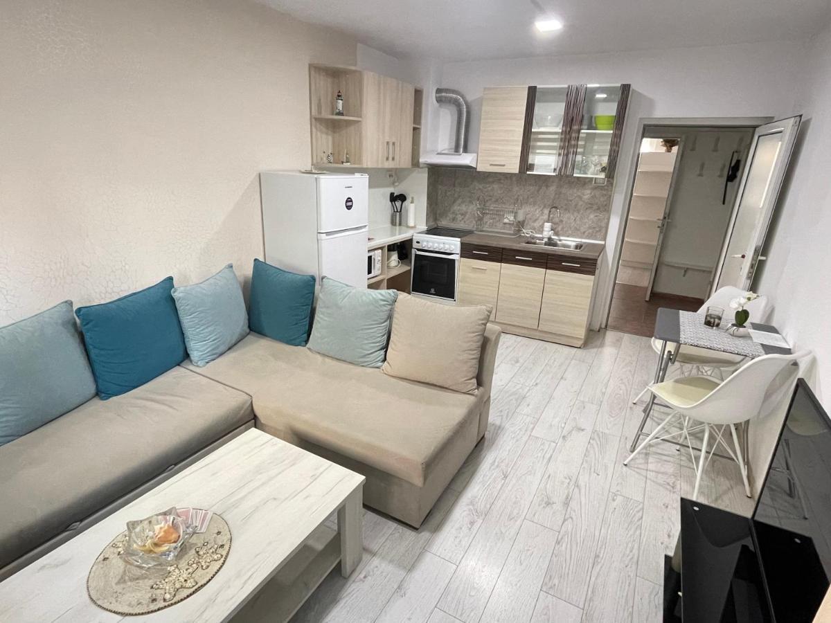 Simona Apartment Burgasz Kültér fotó